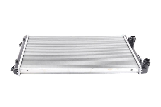 BOGAP Premium Radiator for engine cooling A4210125