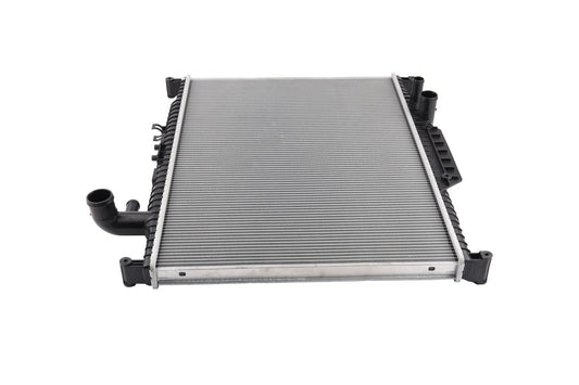 BOGAP Premium Radiator for engine cooling E4210102