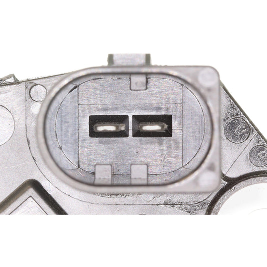 VEMO Alternator Regulator V10-77-1019