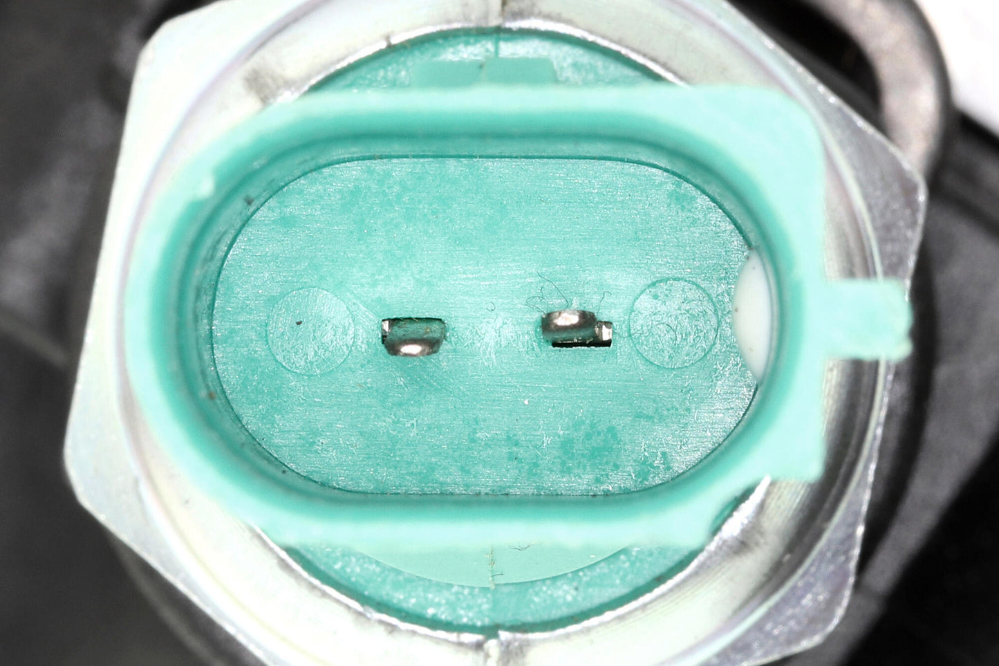 VEMO Oil filter module V15-60-6092