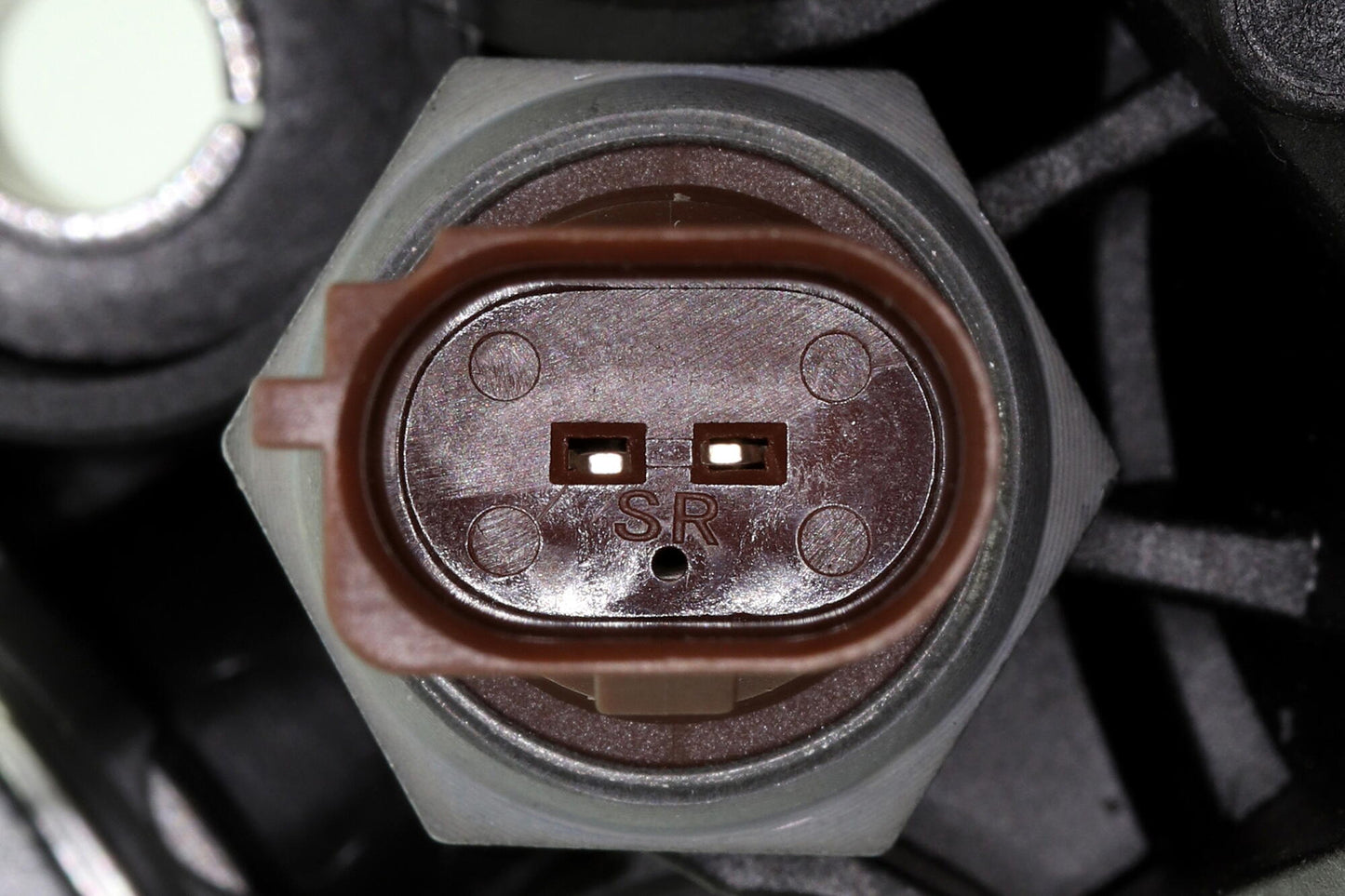 VEMO Oil filter module V15-60-6100