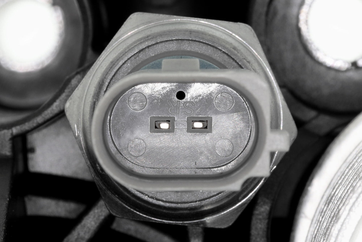VEMO Oil filter module V15-60-6103