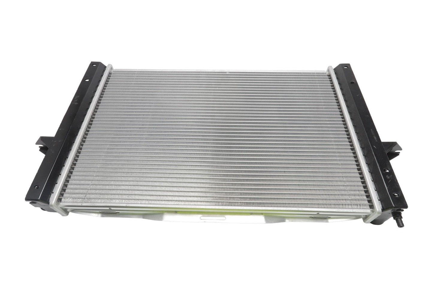 BOGAP Premium Radiator for engine cooling V4210105
