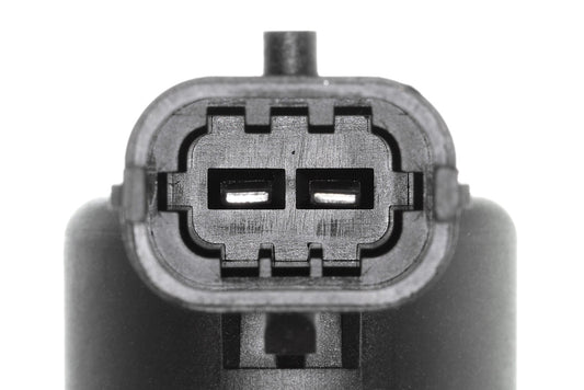 VEMO High Pressure Pump V51-25-0003