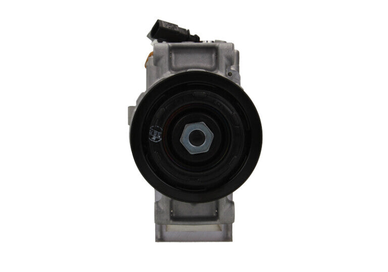 Denso New Aircon Compressor for Volkswagen DCP32066