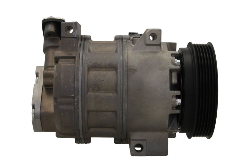 Valeo Remanufactured Aircon Compressor for Renault 813647