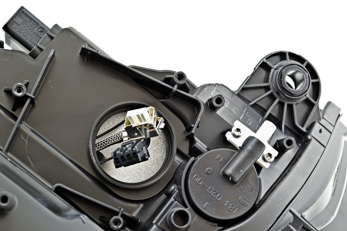 HELLA LED/Bi-Xenon-Headlight - left - for e.g. Audi A3 (8V1, 8VK) 1EL010740-351