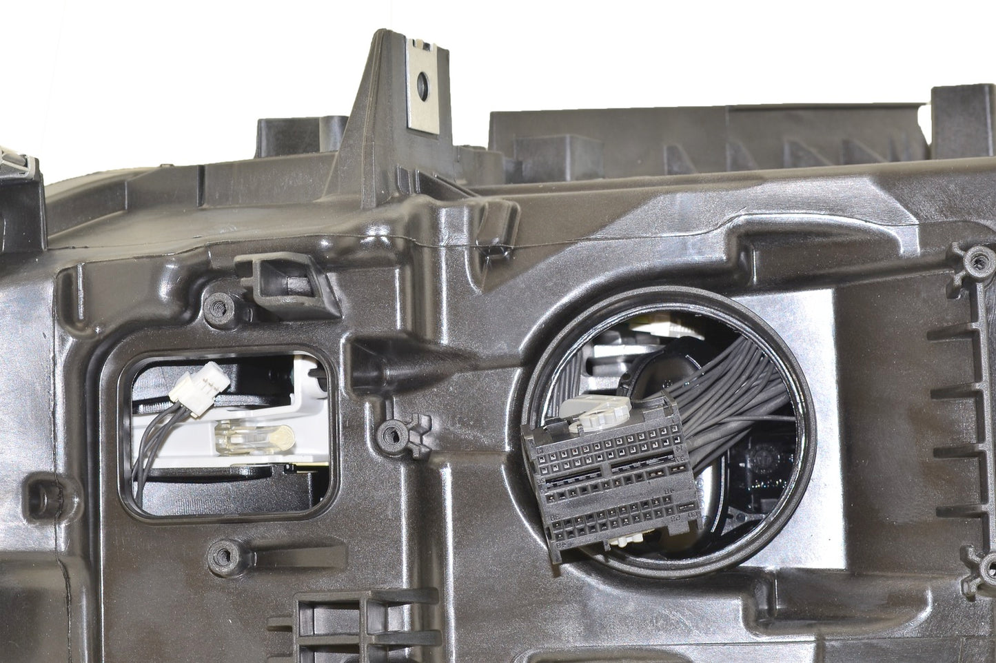 HELLA LED-Headlight - right - for e.g. BMW 3 Touring (F31) 1EX012103-961