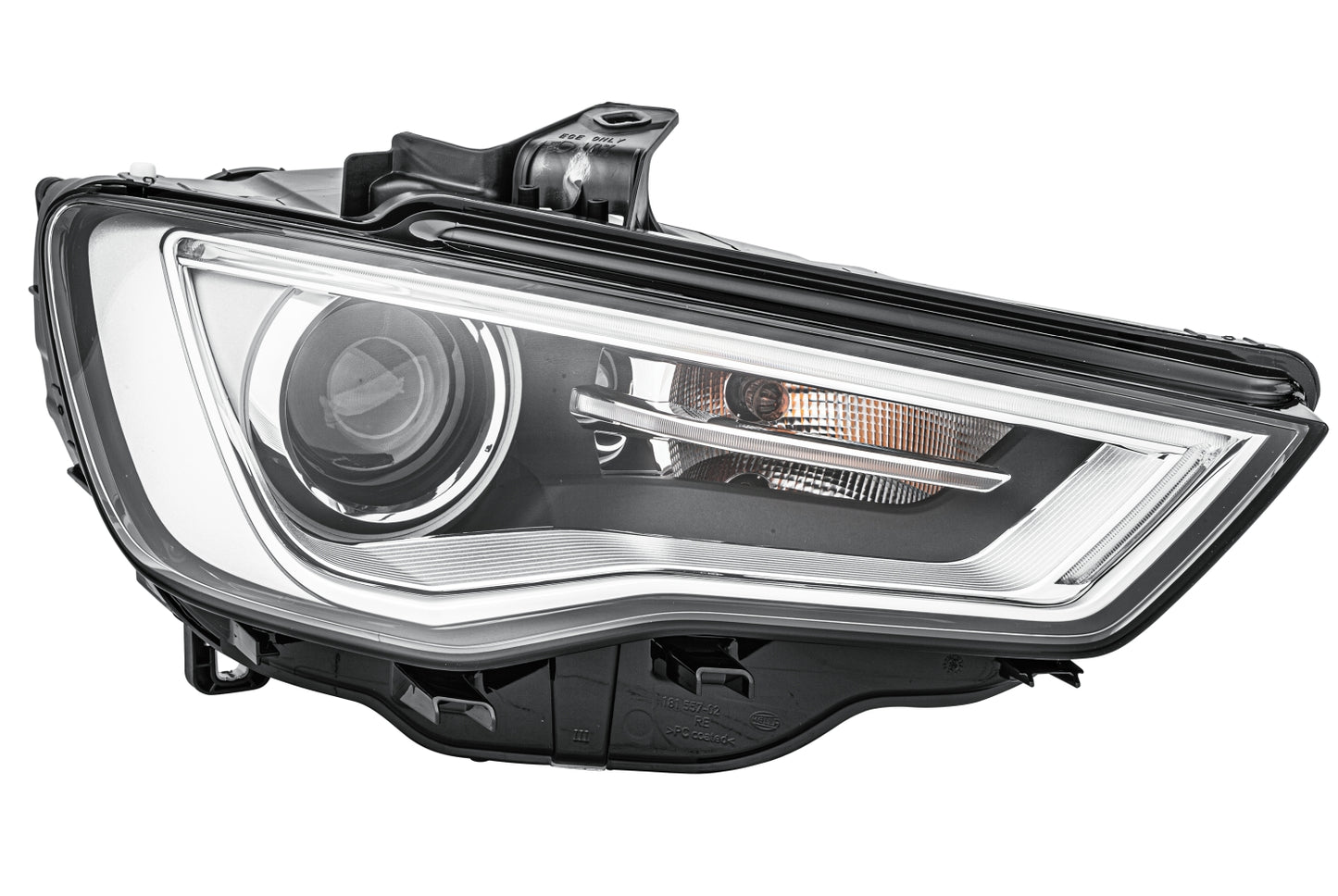 HELLA Hybrid/Bi-Xenon-Headlight - right - for e.g. Audi A3 (8V1, 8VK) 1EL010740-581