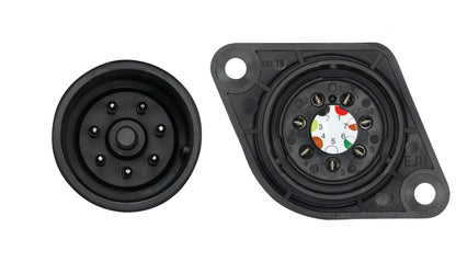 HELLA Socket - 12V - 7-pin connector - Screw Connection - Plug: Round Plug - Quantity: 8JB011895-001