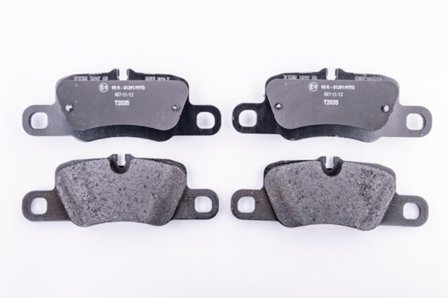 HELLA Brake pad set - T2035 - for e.g. PORSCHE 8DB355015-651
