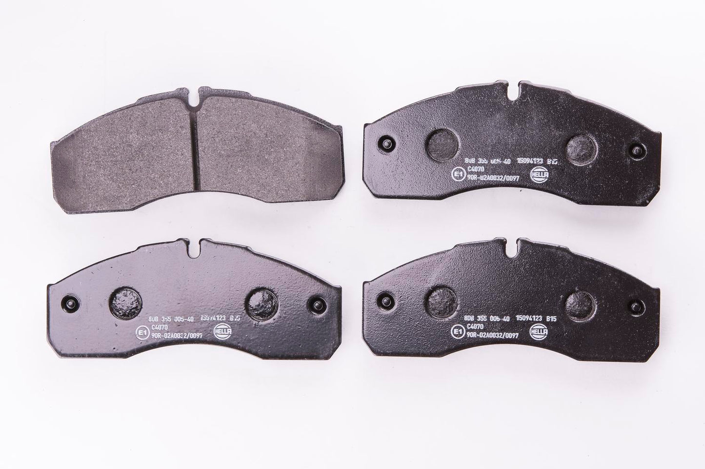 HELLA Brake pad set - C4070 - for e.g. IVECO / RENAULT / RENAULT TRUCKS 8DB355005-401