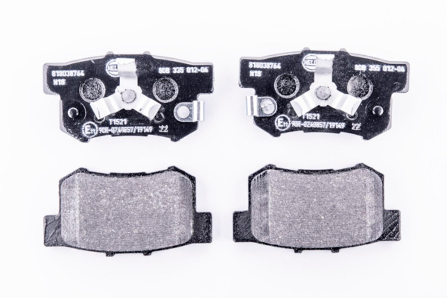HELLA Brake pad set - T1521 - for e.g. ACURA / HONDA 8DB355012-061