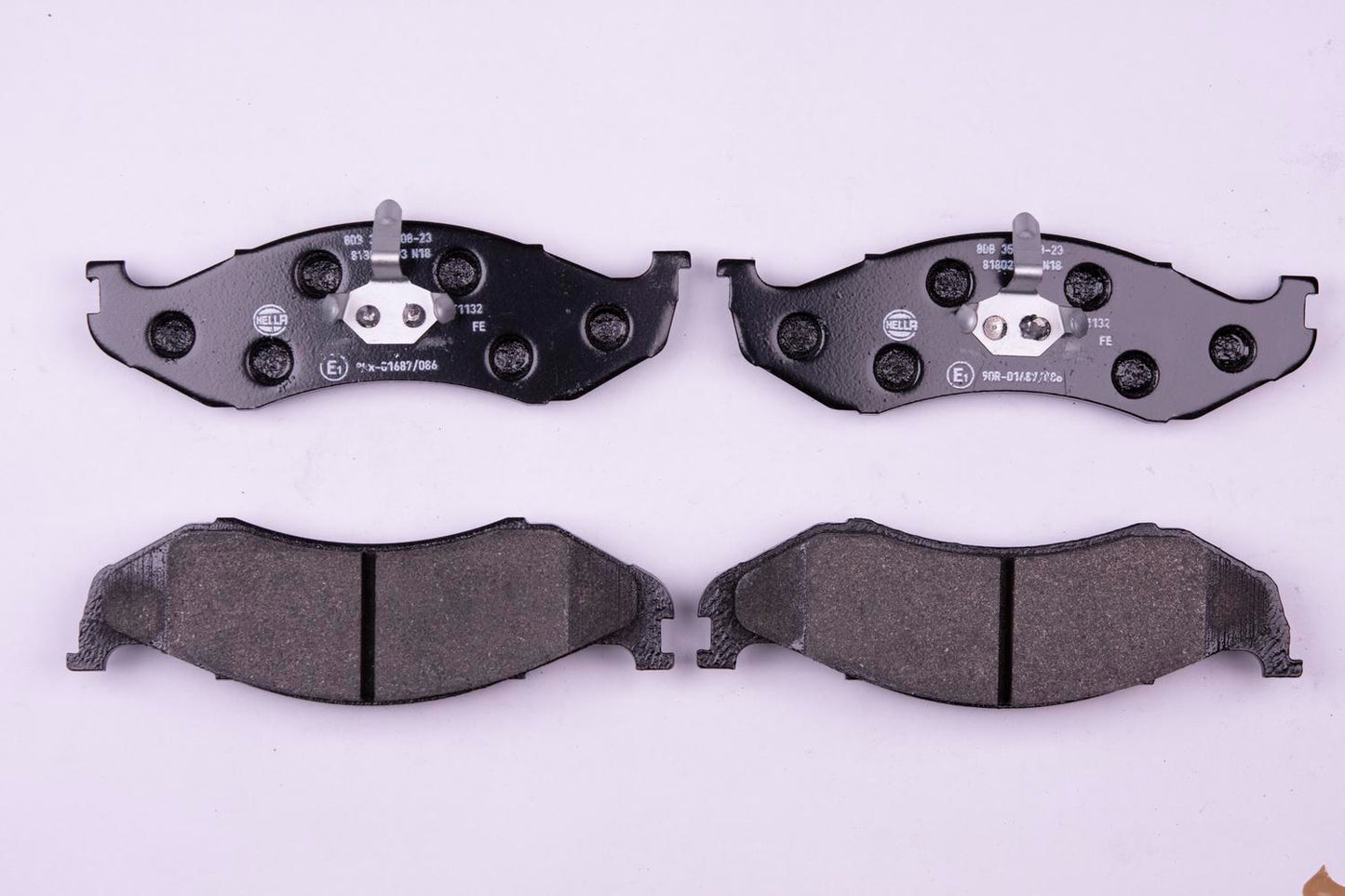 HELLA Brake pad set - T1132 - for e.g. JEEP / KIA / TROLLER 8DB355008-231