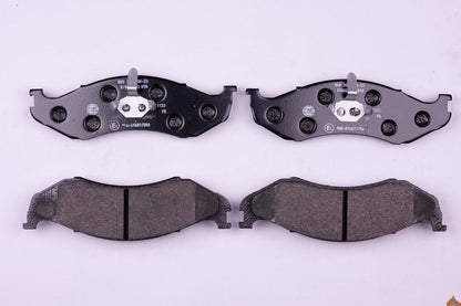 HELLA Brake pad set - T1132 - for e.g. JEEP / KIA / TROLLER 8DB355008-231