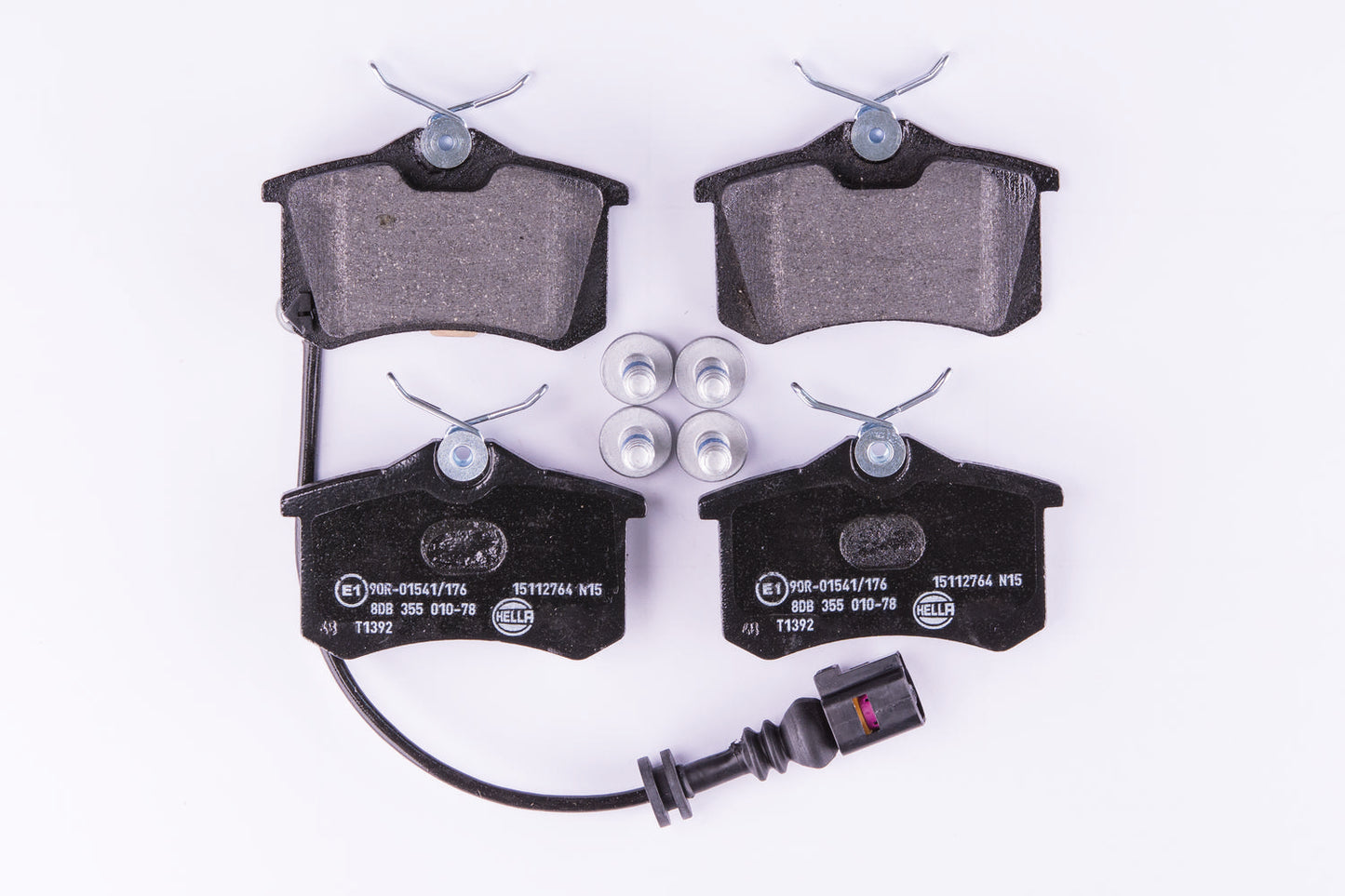 HELLA Brake pad set - T1392 - for e.g. SEAT / VOLKSWAGEN 8DB355010-781