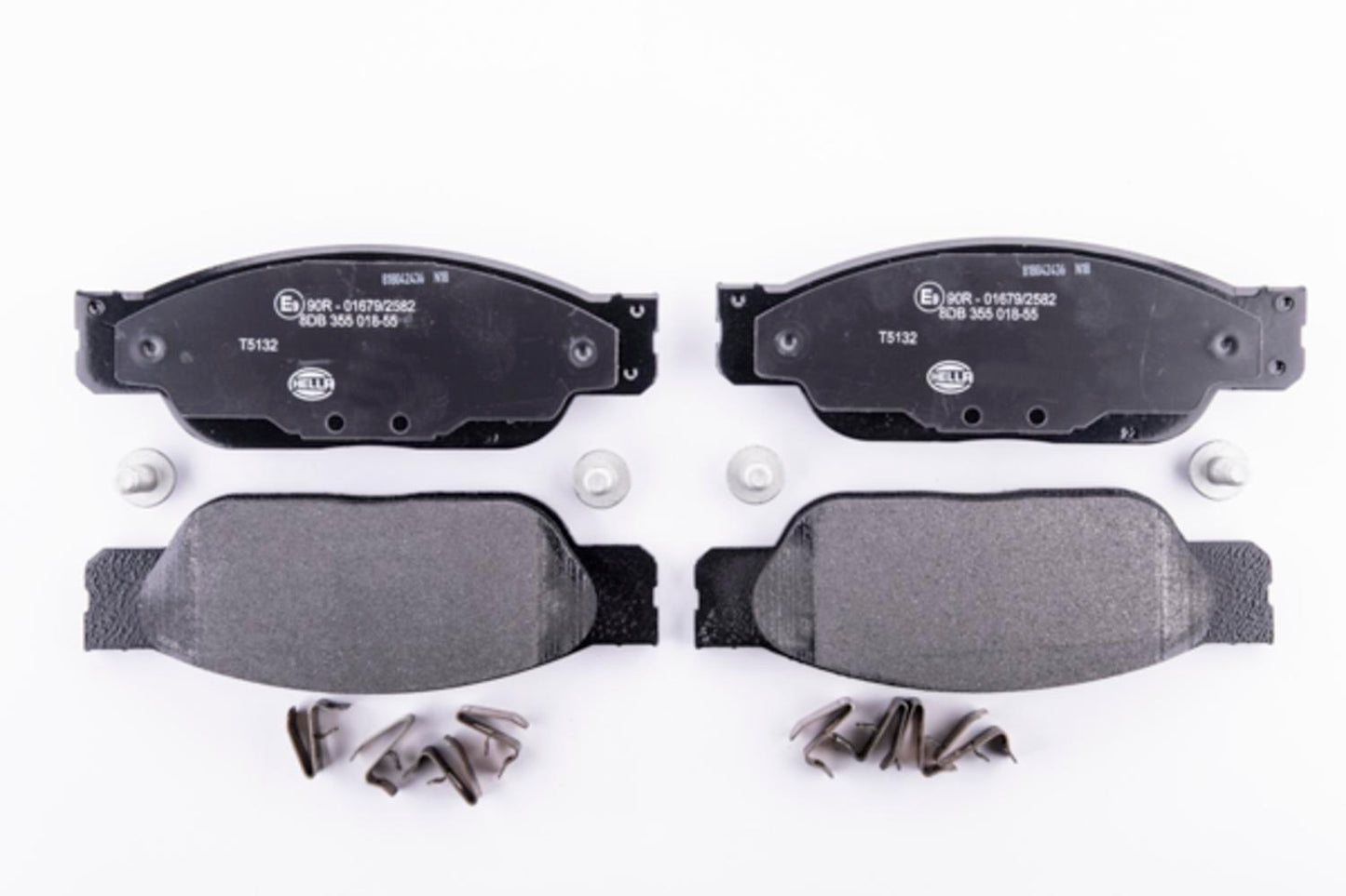 HELLA Brake pad set - T5132 - for e.g. FORD / JAGUAR / LINCOLN 8DB355018-551