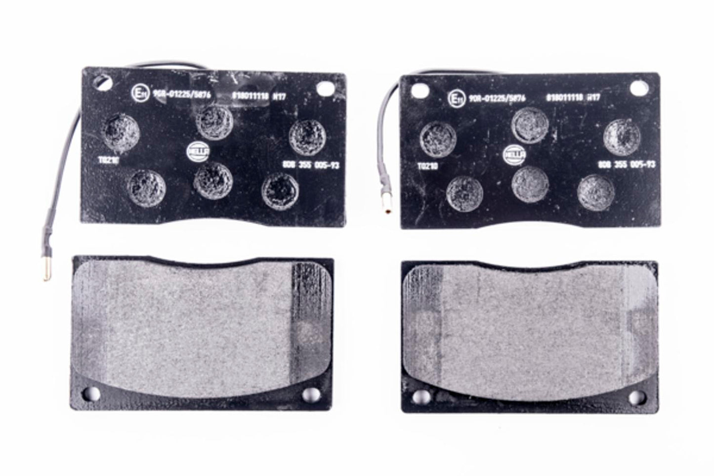 HELLA Brake pad set - T0210 - for e.g. DAIMLER / JAGUAR / RENAULT 8DB355005-931