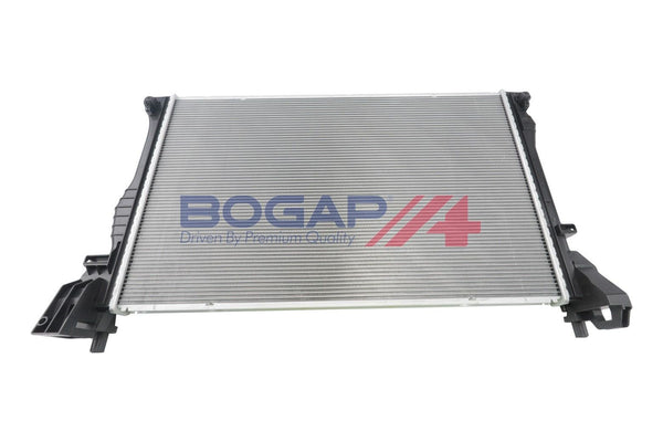 BOGAP Premium Radiator for engine cooling C4210237