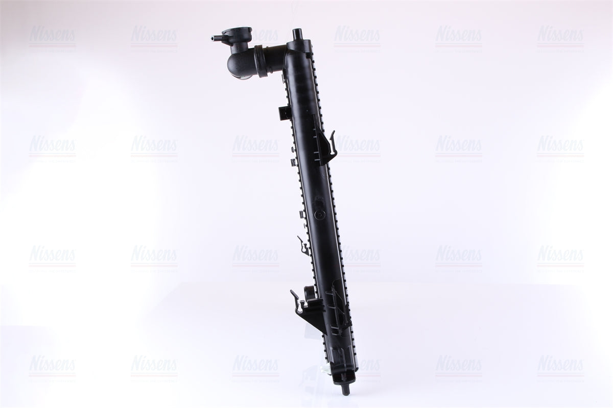 NISSENS Coolant Radiator 67606
