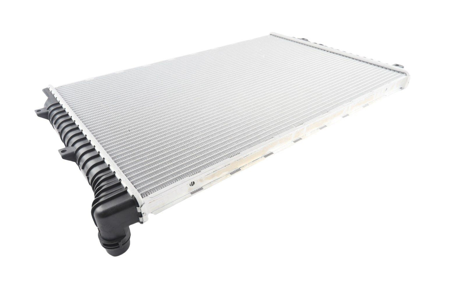 BOGAP Premium Radiator for engine cooling A4210283