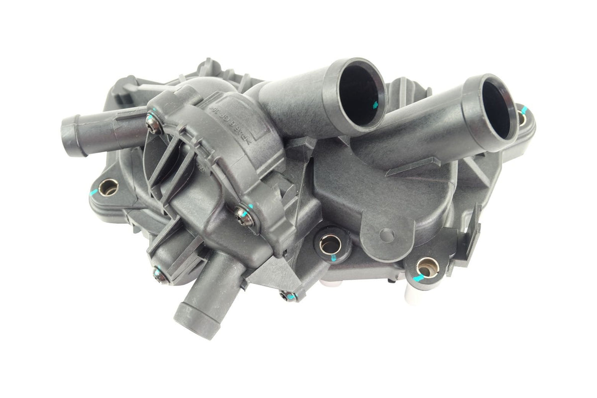 BOGAP Premium Water Pump for engine cooling A4234110