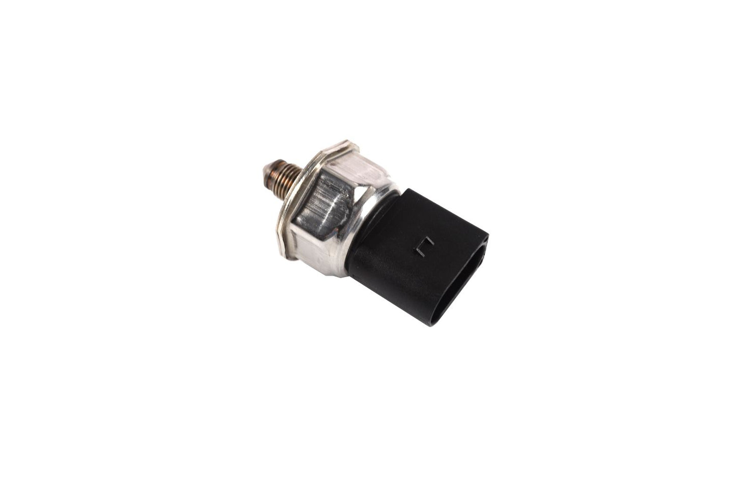 BOGAP Premium Sensor for fuel pressure A6122119