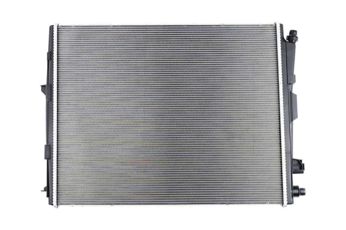 BOGAP Premium Radiator for engine cooling B4210131