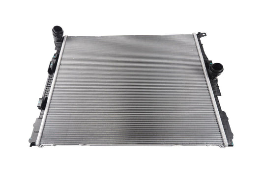 BOGAP Premium Radiator for engine cooling B4210137