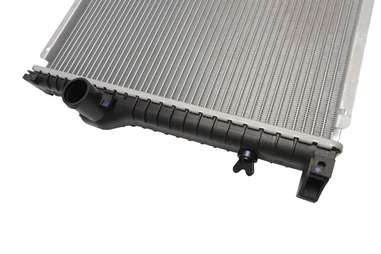 BOGAP Premium Radiator for engine cooling B4210195