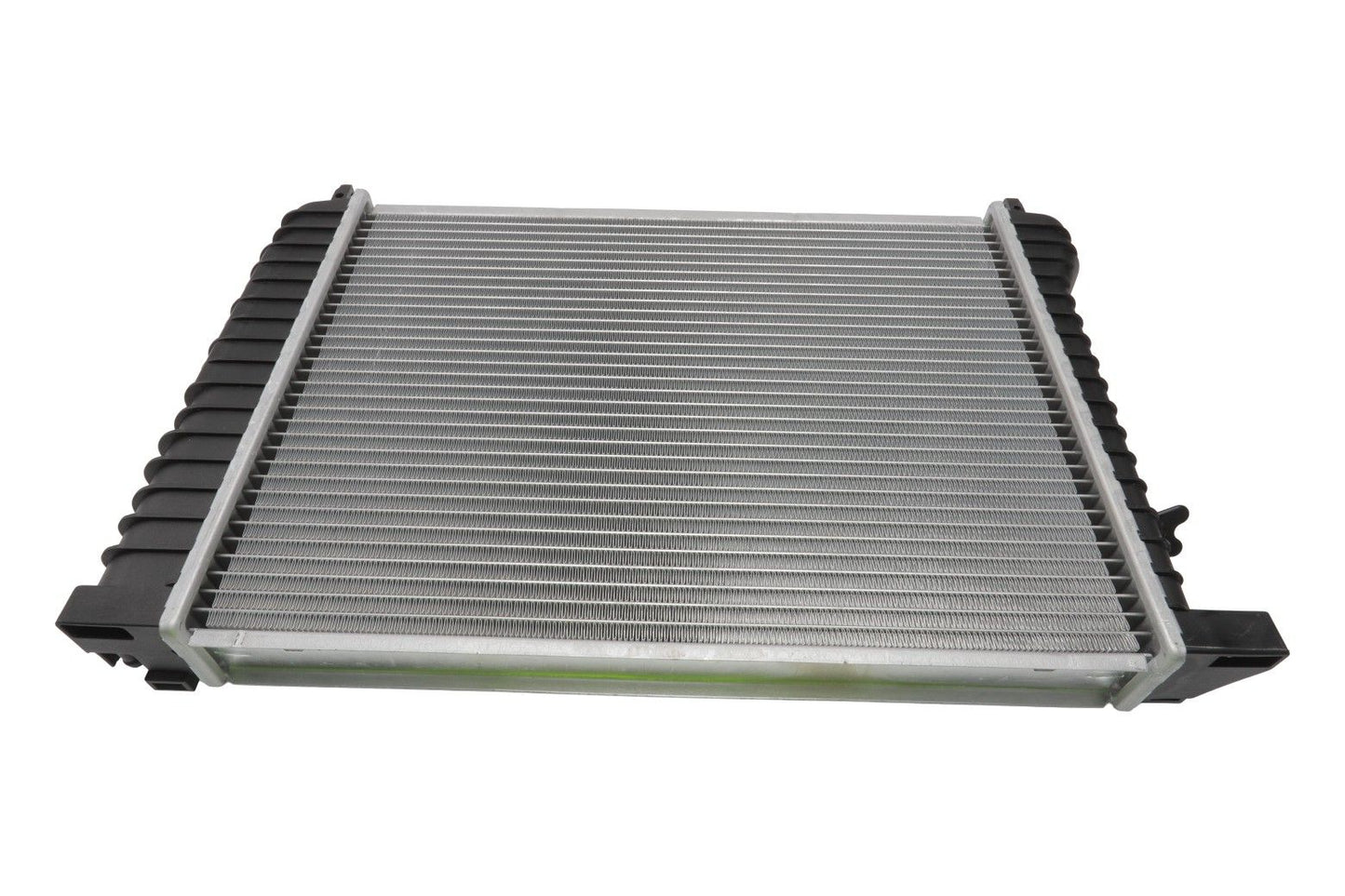 BOGAP Premium Radiator for engine cooling B4210203