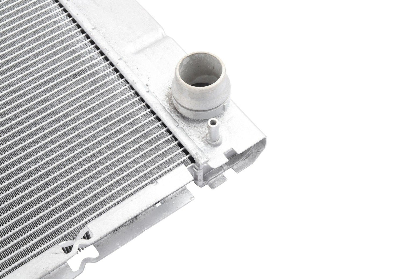BOGAP Premium Radiator for engine cooling B4210216