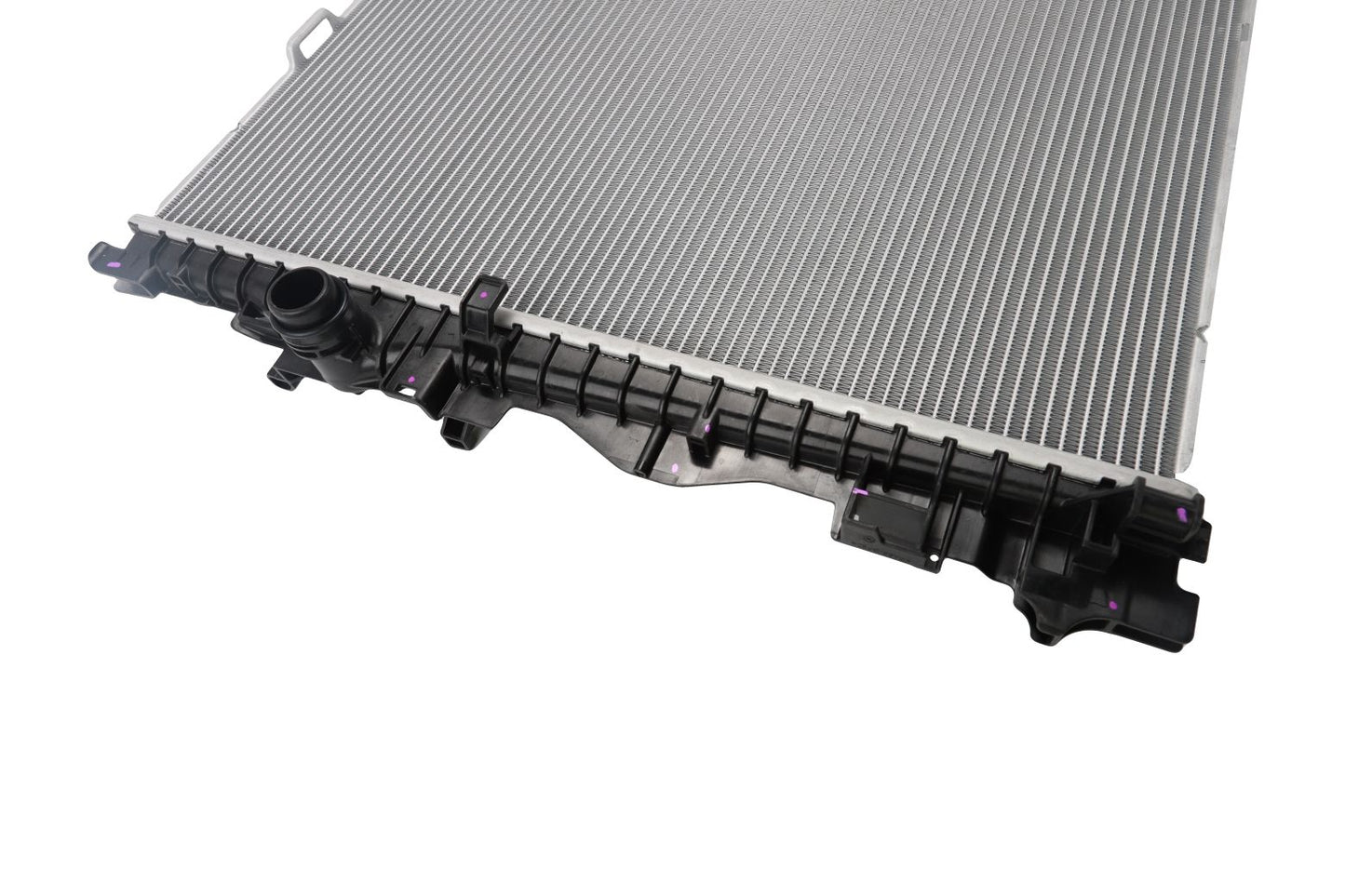 BOGAP Premium Radiator for engine cooling B4210238