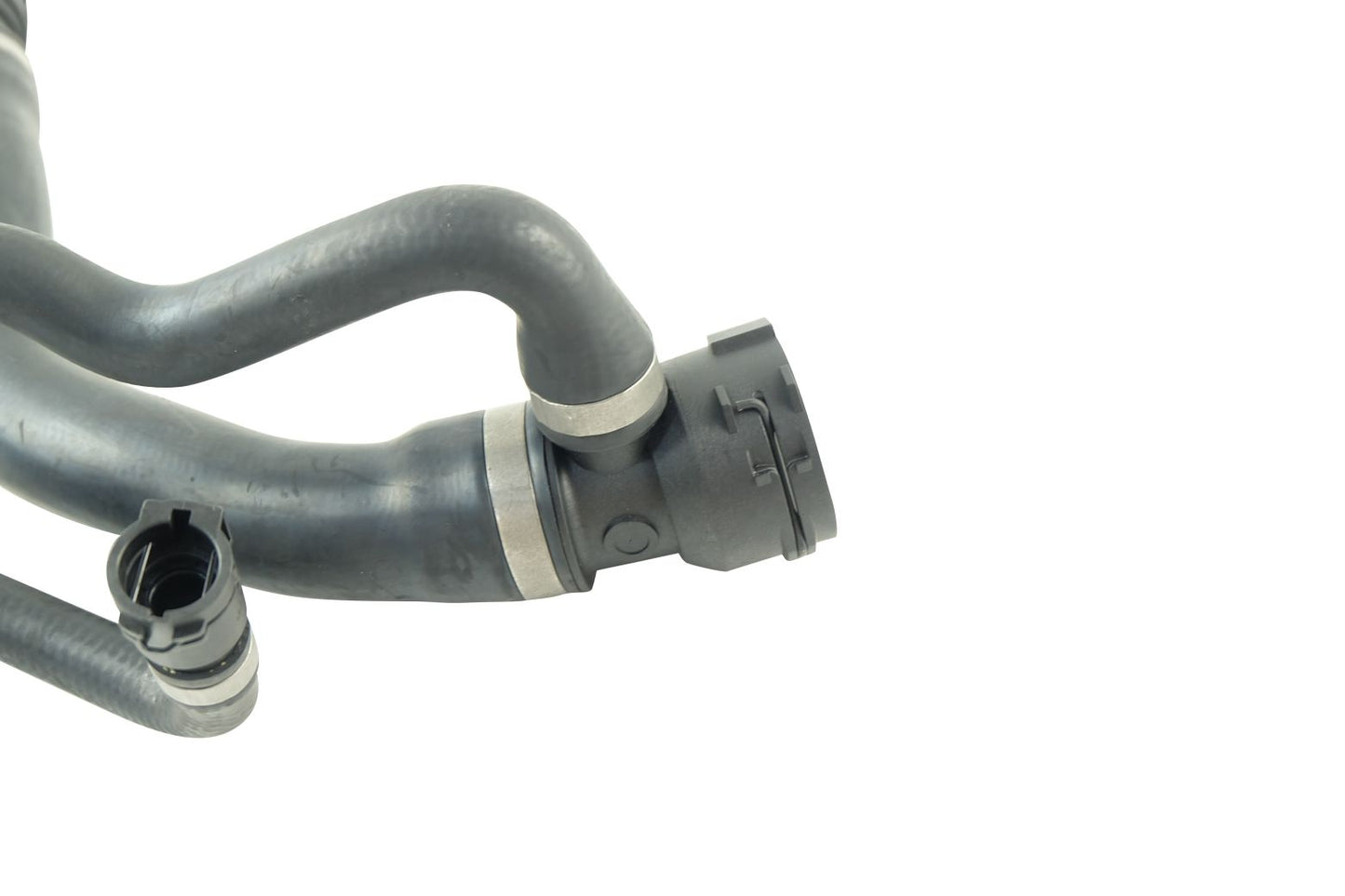 BOGAP Premium Radiator Hose B4228269