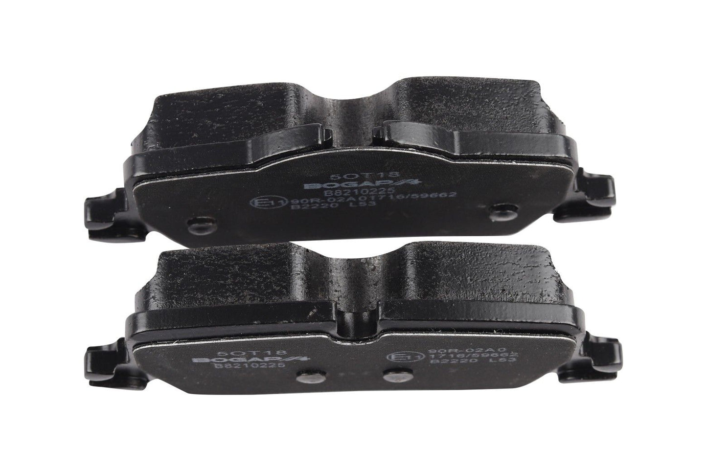 BOGAP Premium Brake Pad Set for disc brake B8210225