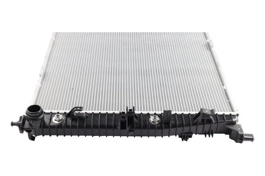 BOGAP Premium Radiator for engine cooling C4210113