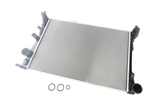 BOGAP Premium Radiator for engine cooling C4210118