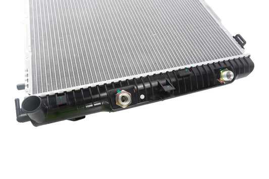 BOGAP Premium Radiator for engine cooling C4210121