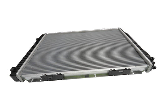 BOGAP Premium Radiator for engine cooling C4210192