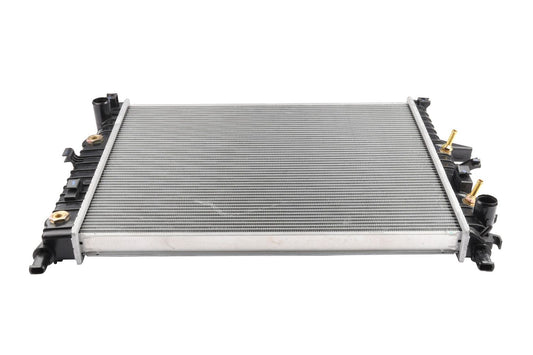 BOGAP Premium Radiator for engine cooling C4210201