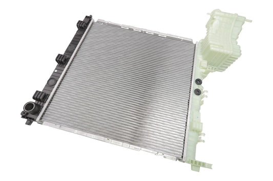 BOGAP Premium Radiator for engine cooling C4210207