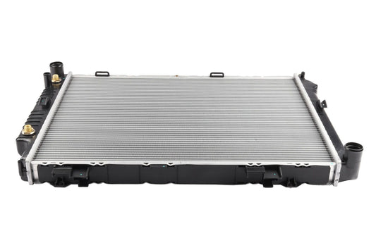 BOGAP Premium Radiator for engine cooling C4210215