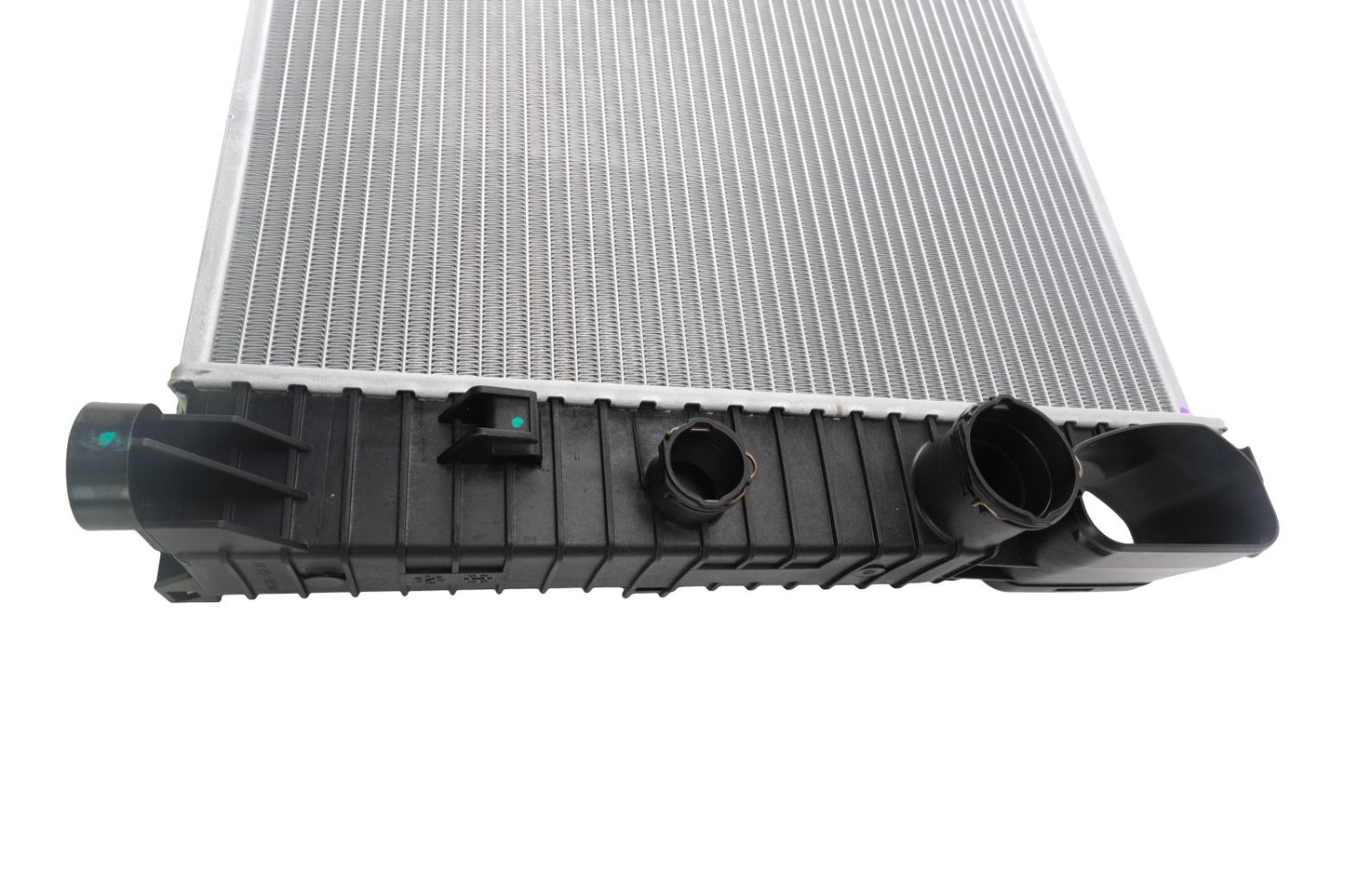 BOGAP Premium Radiator for engine cooling C4210238