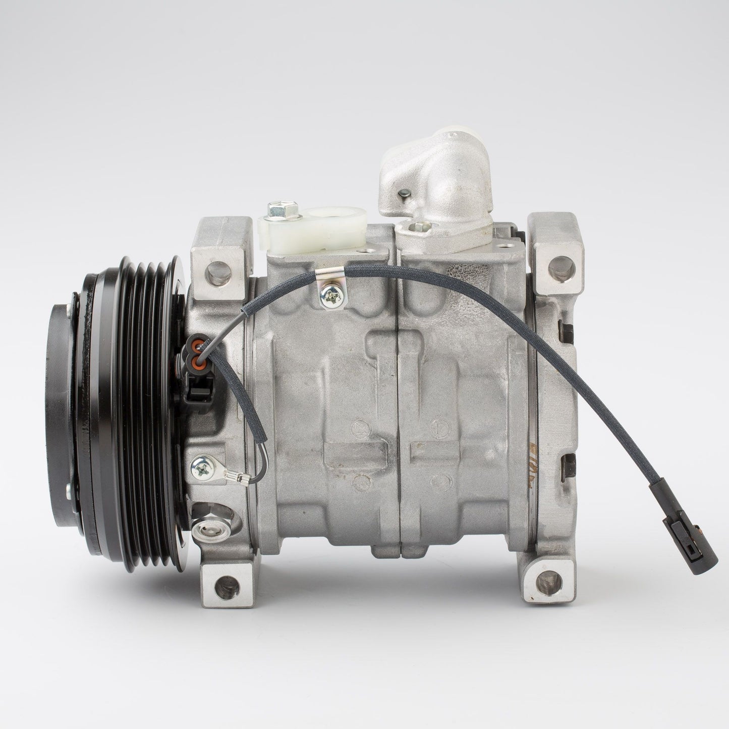 Denso Aircon Compressor DCP47004