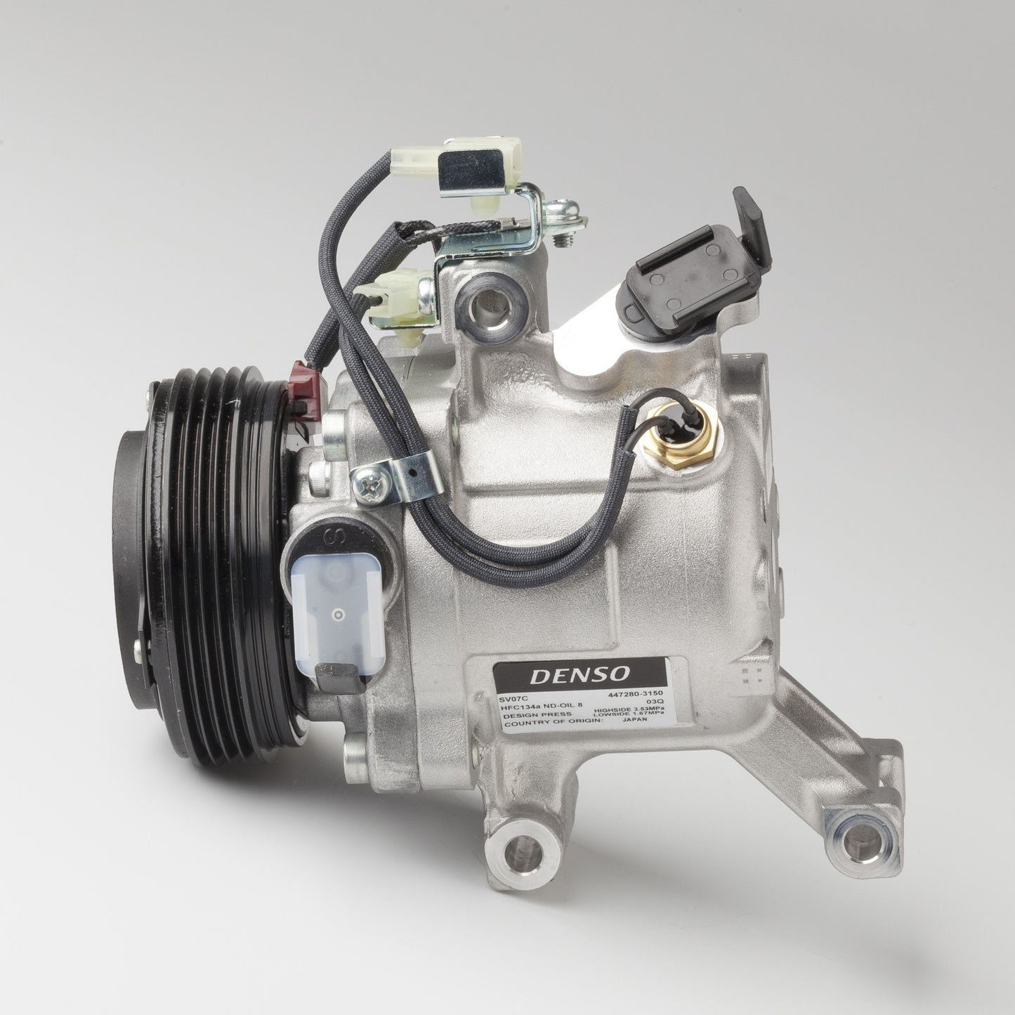 Denso Aircon Compressor DCP49001