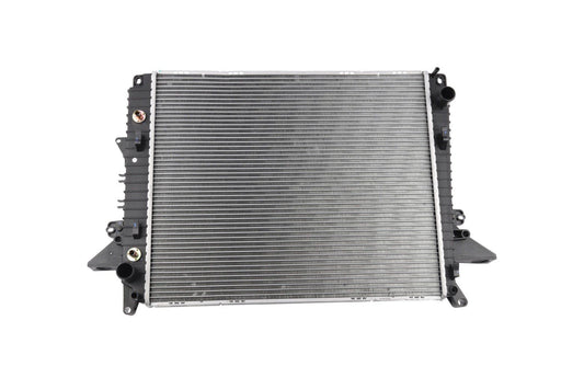 BOGAP Premium Radiator for engine cooling E4210103