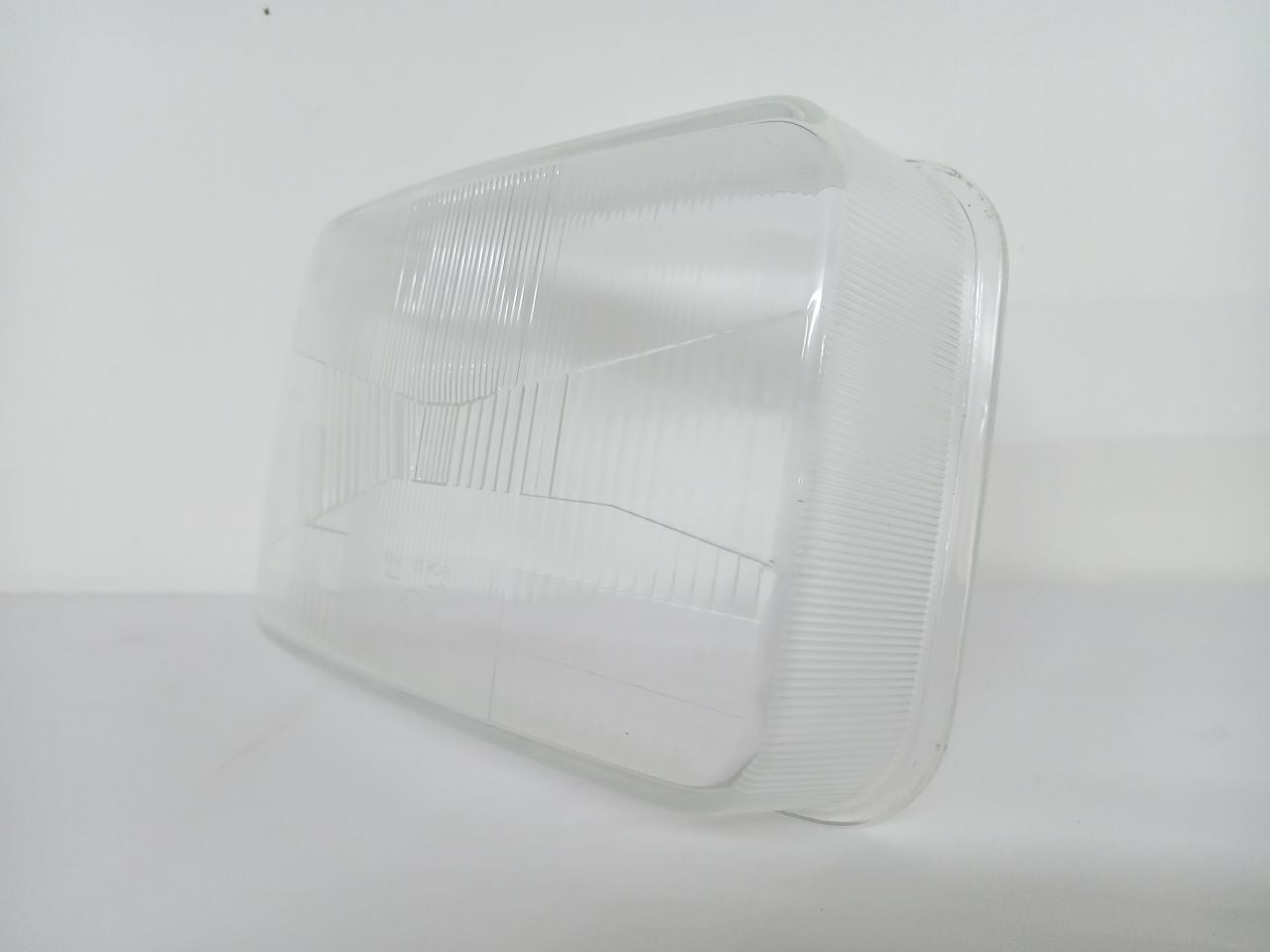 HELLA Diffusing Lens, headlight - 9ES147314-011