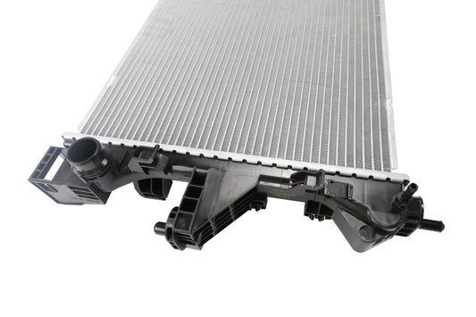 BOGAP Premium Radiator for engine cooling P4210152
