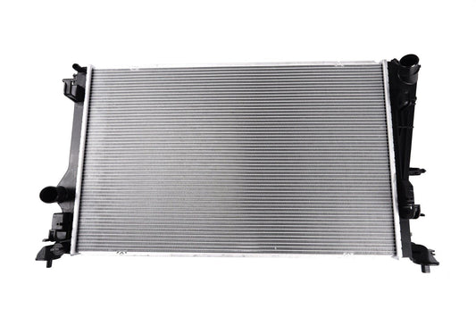 BOGAP Premium Radiator for engine cooling R4210213