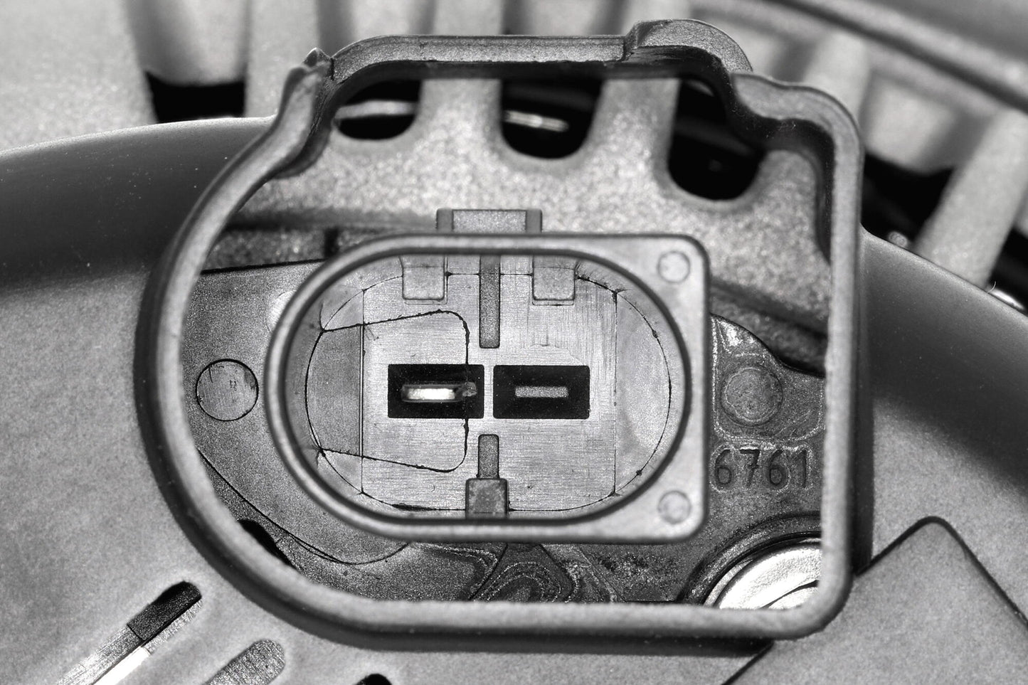 VEMO Alternator V10-13-90392